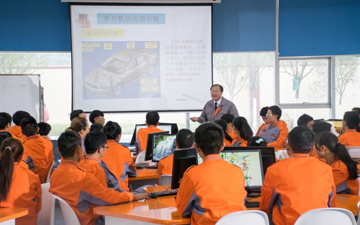 学生上课